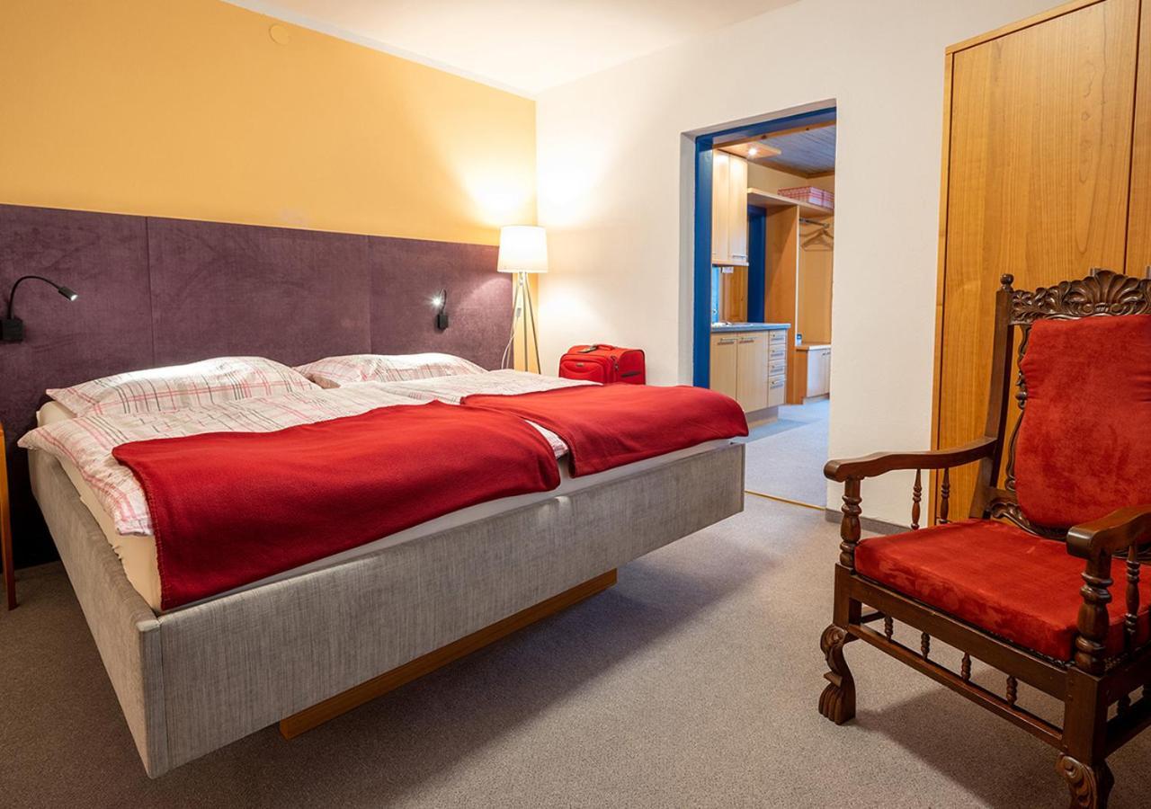 Siri'S Einkehr Hotel Sankt Georgen im Attergau Kültér fotó